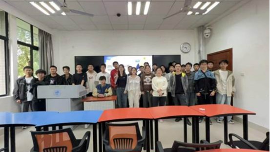 2024级本科应用物理学1班