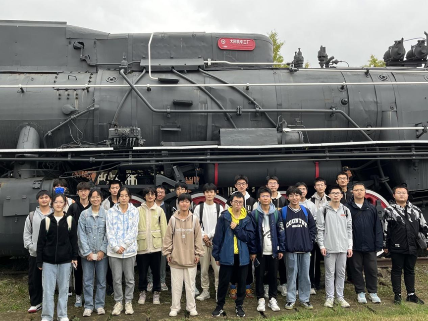 2022级本科应用物理学4班