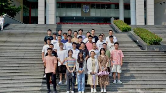 2023级本科应用物理学3班